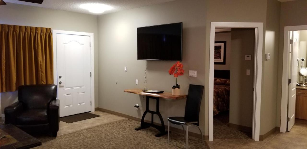 Alberta Beach Inn And Suites 外观 照片