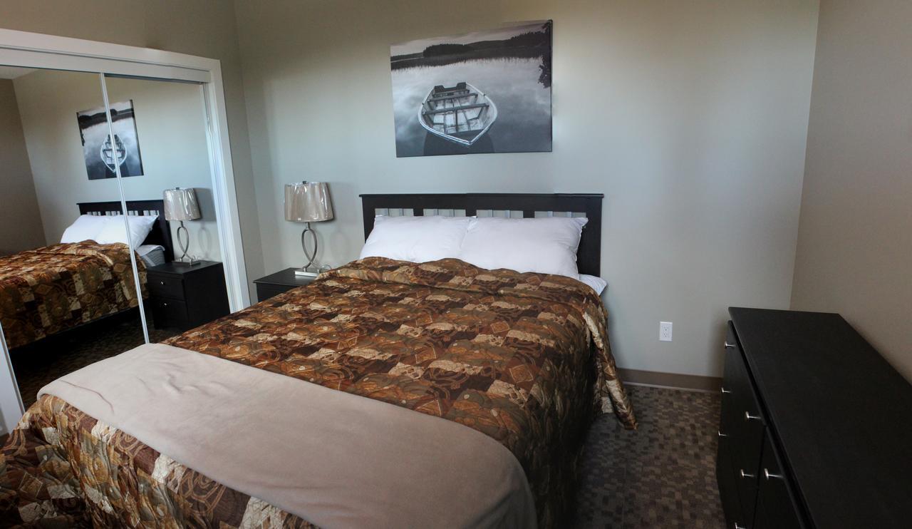 Alberta Beach Inn And Suites 外观 照片